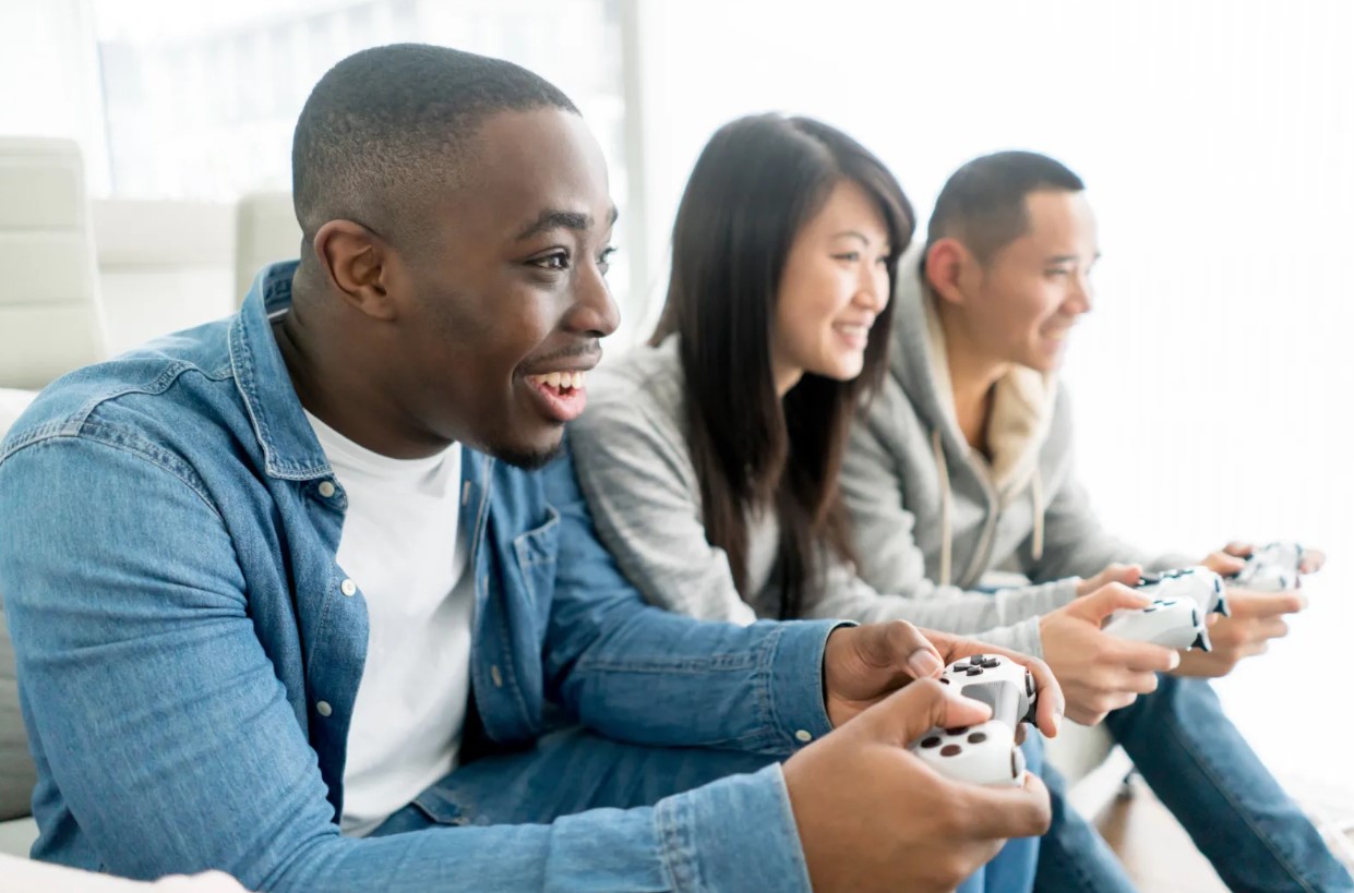 Exploring the Most Popular Online Multiplayer Games of 2024